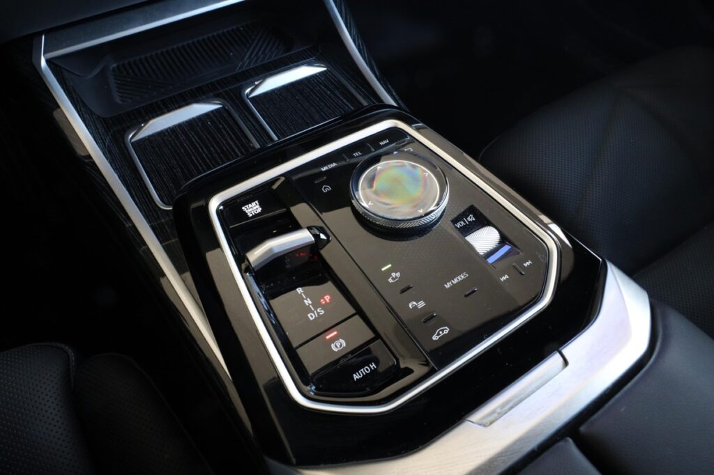 BMW 740d xDrive Sedan