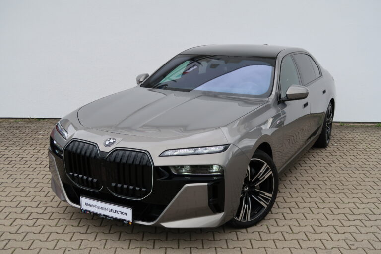 BMW 740d xDrive Sedan