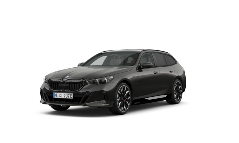 BMW 550e xDrive Touring