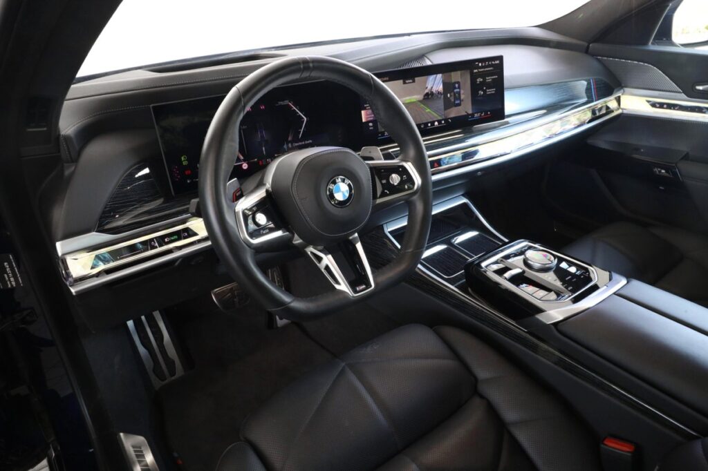 BMW 740d xDrive Sedan