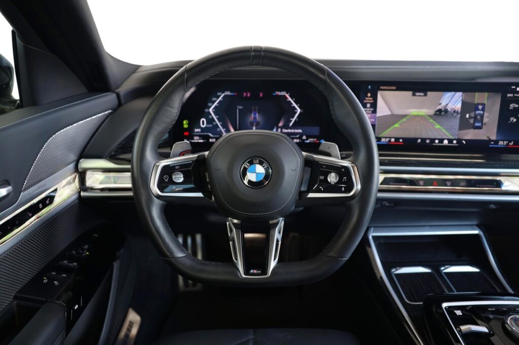 BMW 740d xDrive Sedan