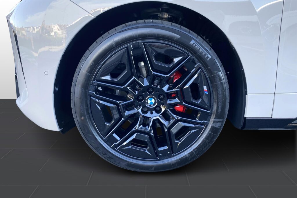 BMW iX xDrive60