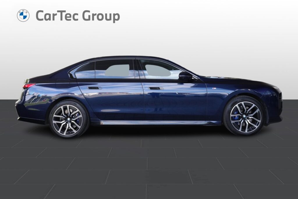 BMW 740d xDrive Sedan