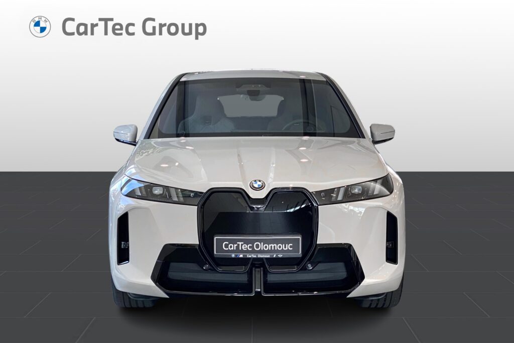 BMW iX xDrive60