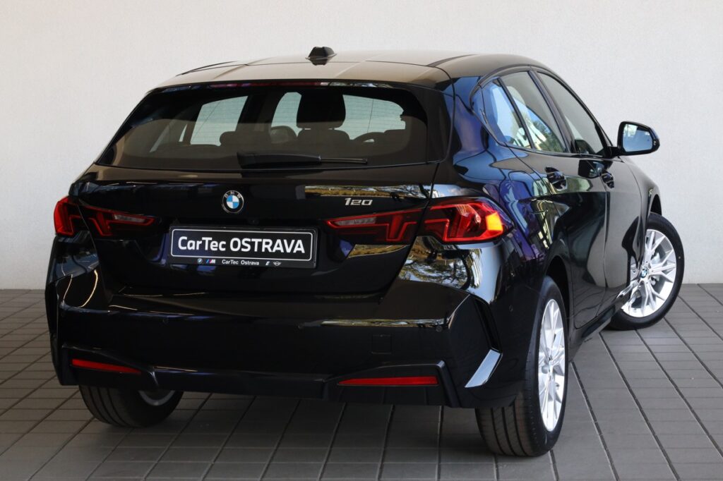 BMW 120