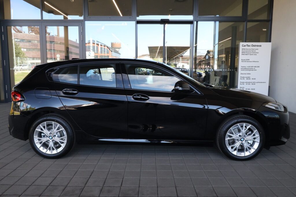 BMW 120