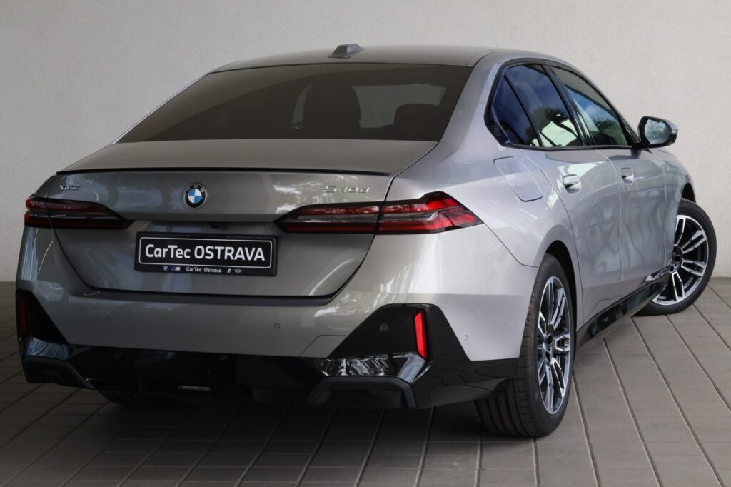 BMW 540d xDrive Sedan