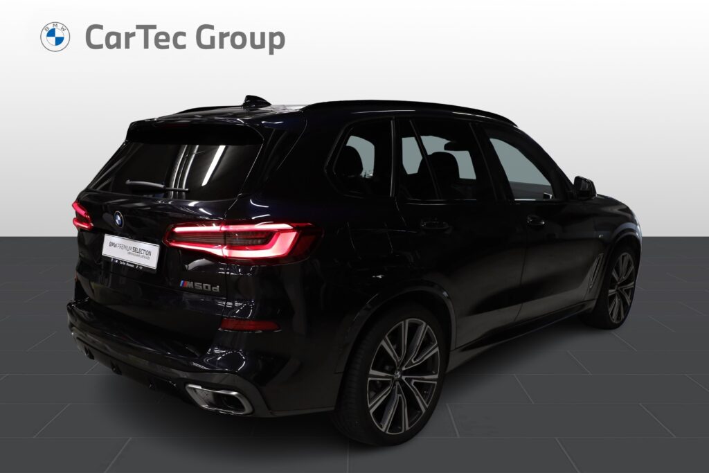 BMW X5 M50d