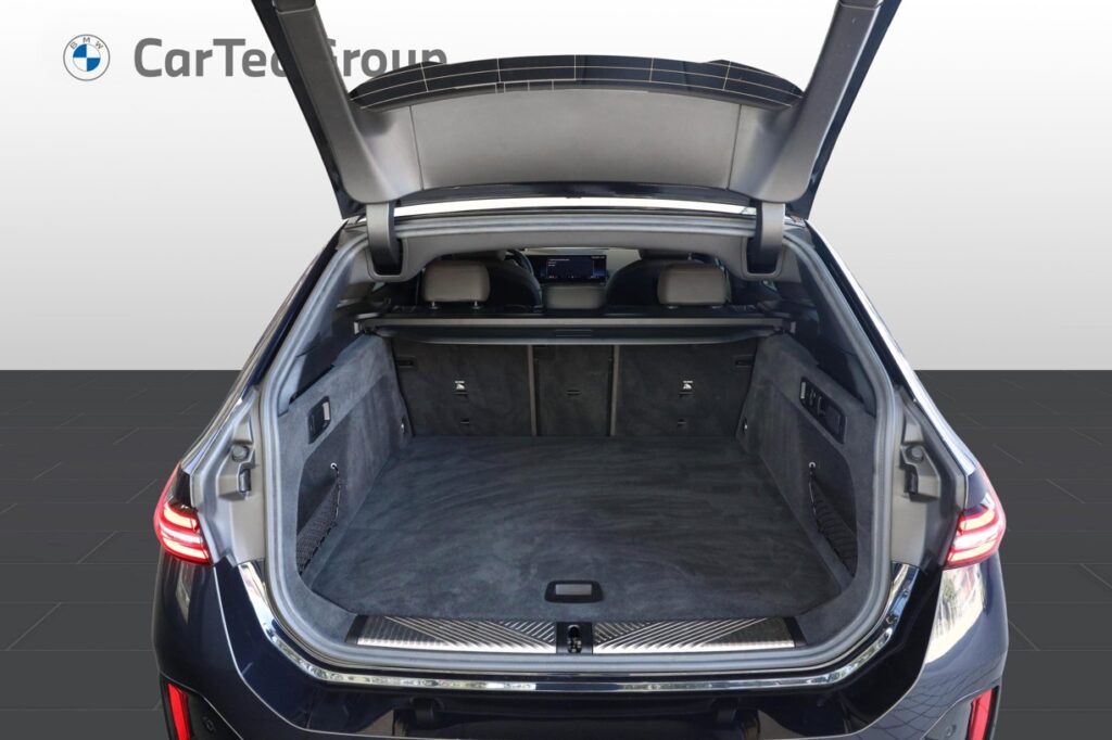 BMW 520d xDrive Touring