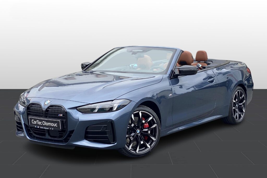 BMW M440i xDrive Convertible