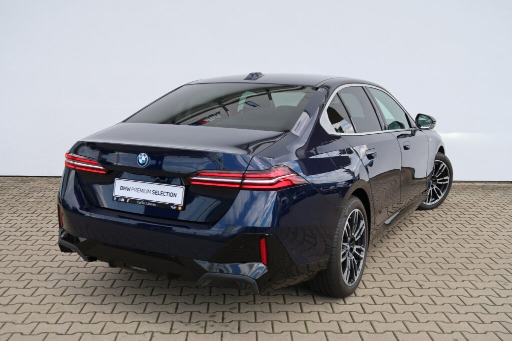 BMW 550e xDrive