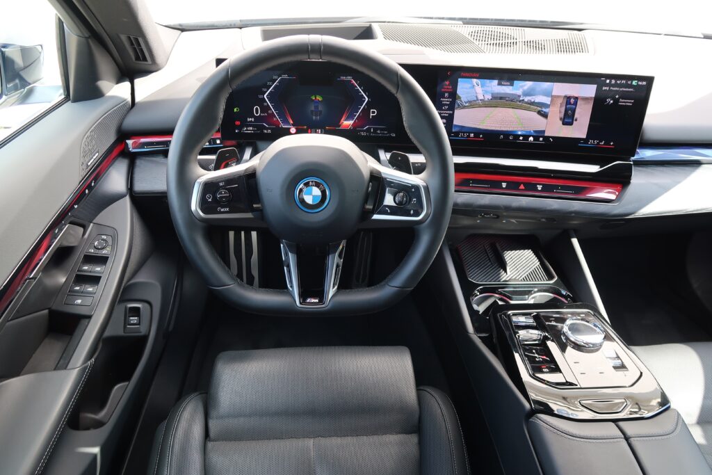 BMW 550e xDrive