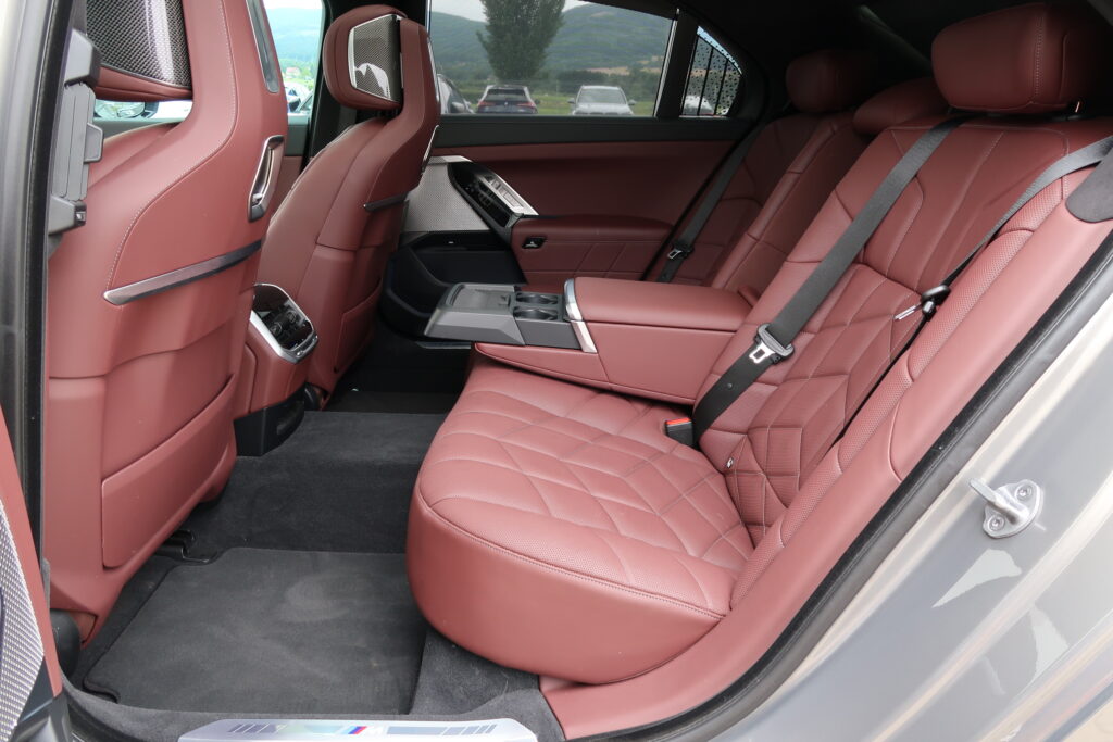 BMW 740d xDrive Sedan