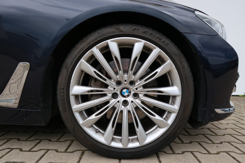 BMW 750Li xDrive