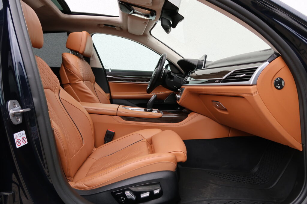 BMW 750Li xDrive