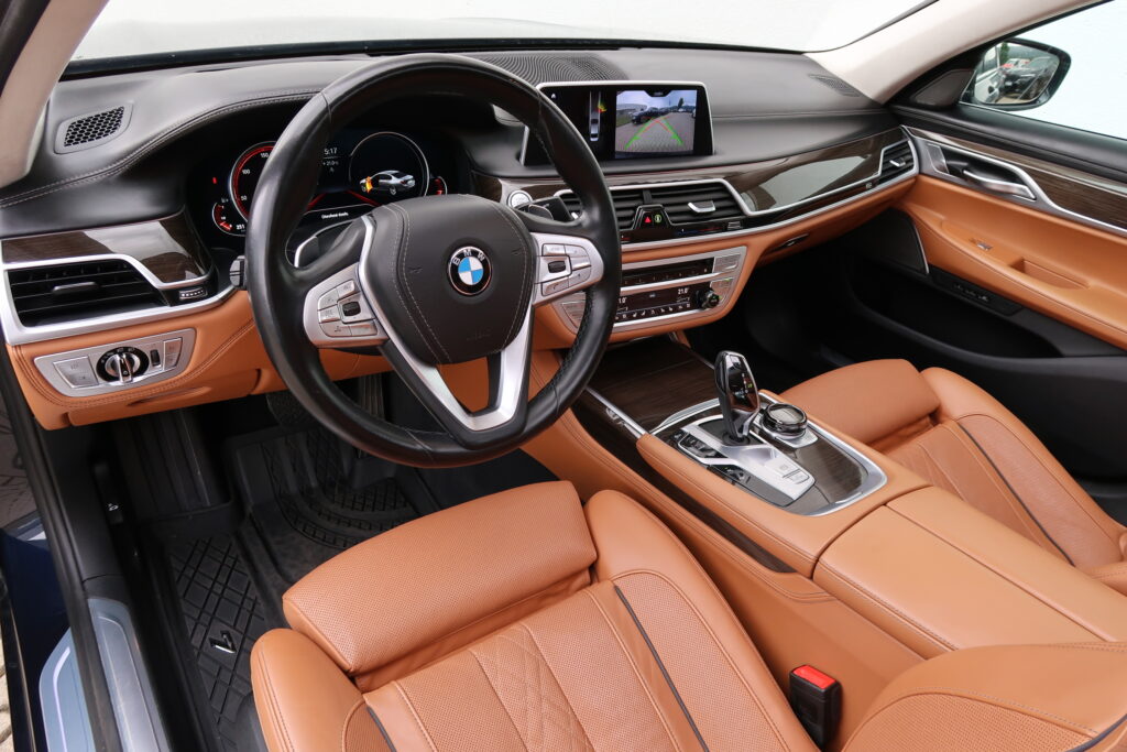 BMW 750Li xDrive