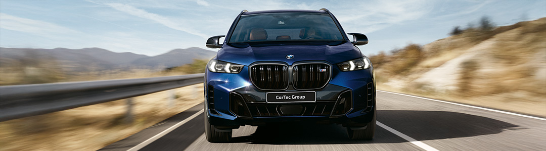 BMW X5 S M SPORTOVNÍM PAKETEM A ZIMNÍ SADOU KOL ZCELA ZDARMA.