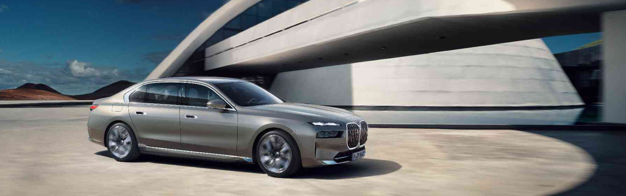 LETNÍ ZVÝHODNĚNÍ NA BMW ŘADY 7