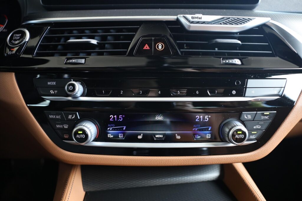 BMW M550i xDrive