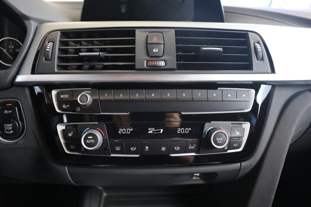BMW 340i xDrive Touring