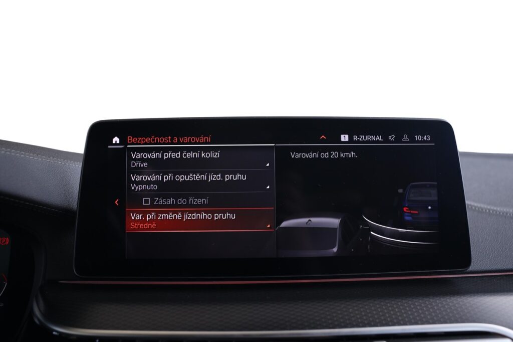 BMW M550i xDrive