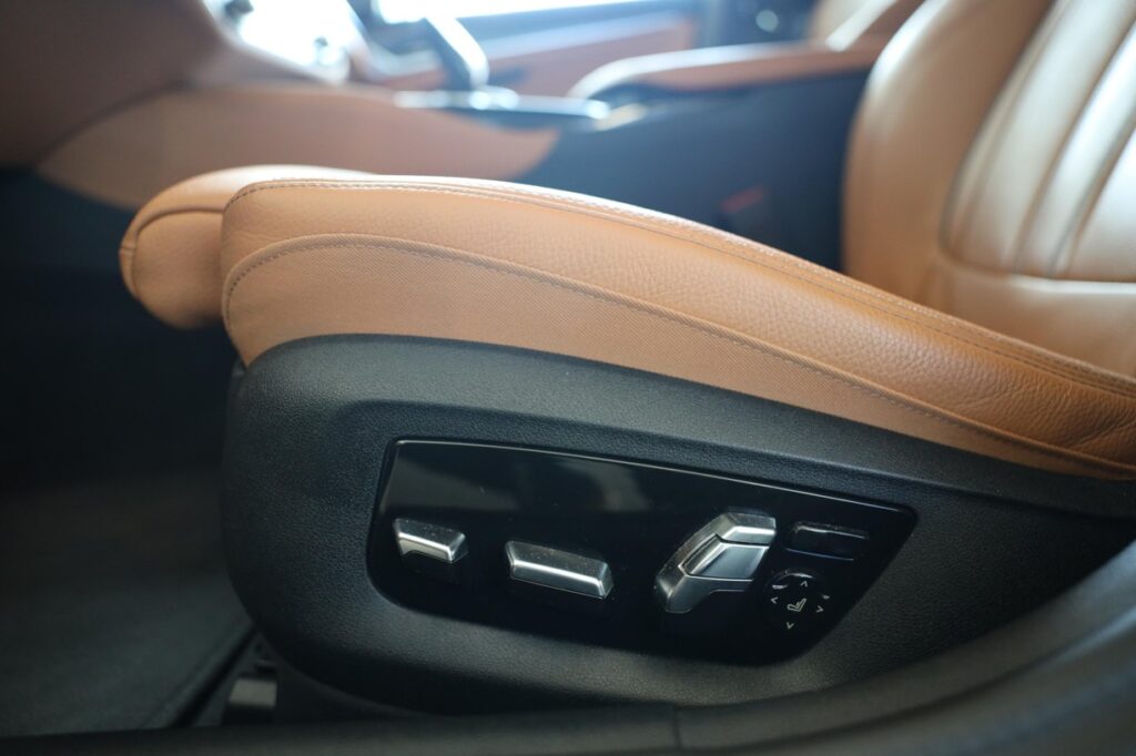 BMW M550i xDrive