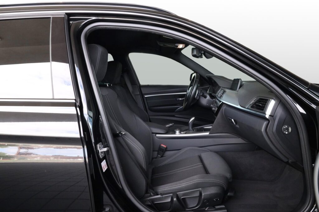 BMW 340i xDrive Touring
