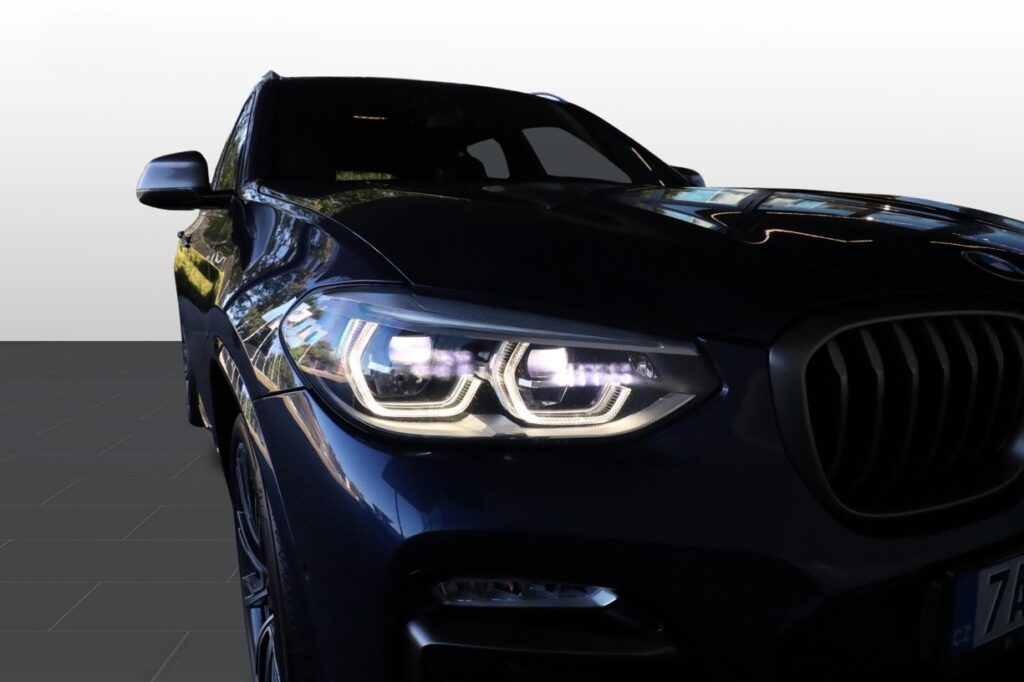 BMW X3 M40i