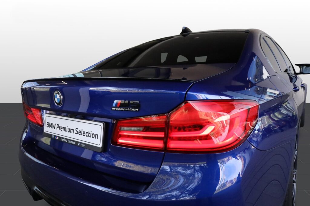 BMW M5