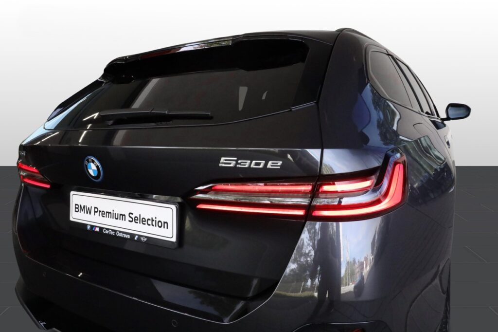 BMW 530e xDrive Touring