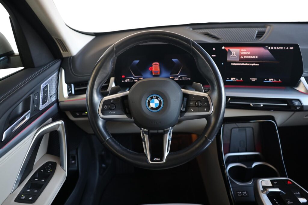 BMW X1 xDrive25e