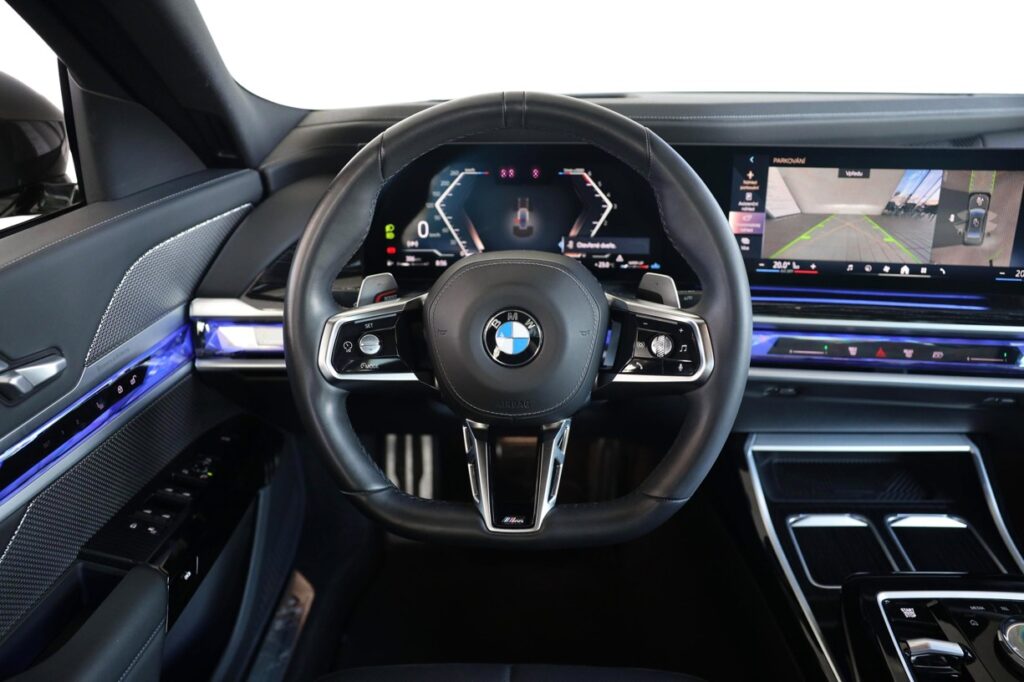BMW 740d xDrive Sedan
