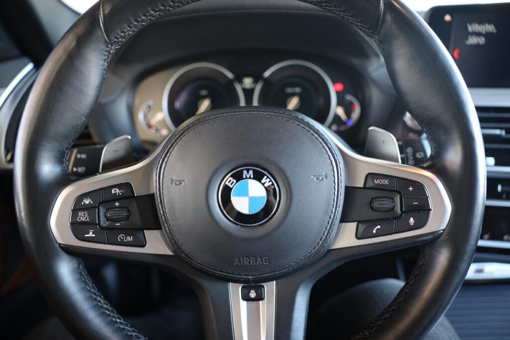 BMW X3 M40i