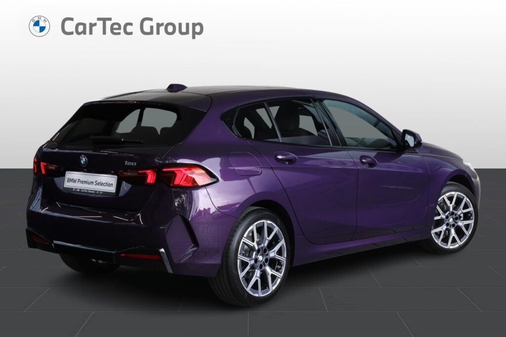 BMW 120