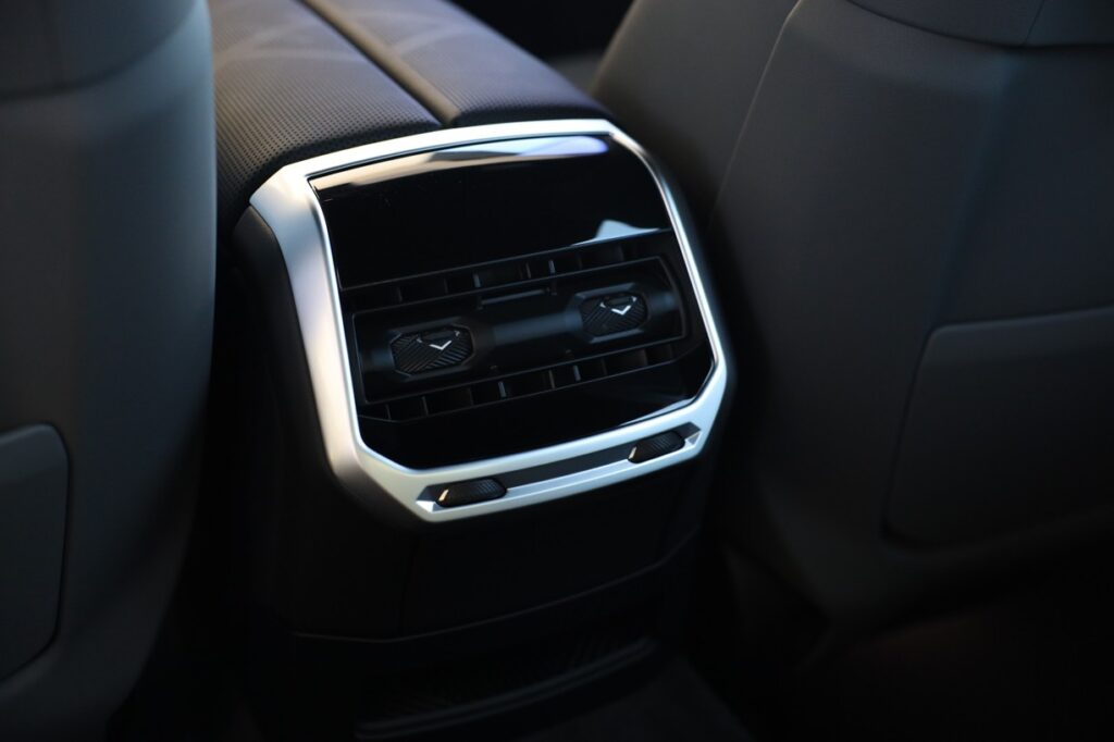 BMW 740d xDrive Sedan