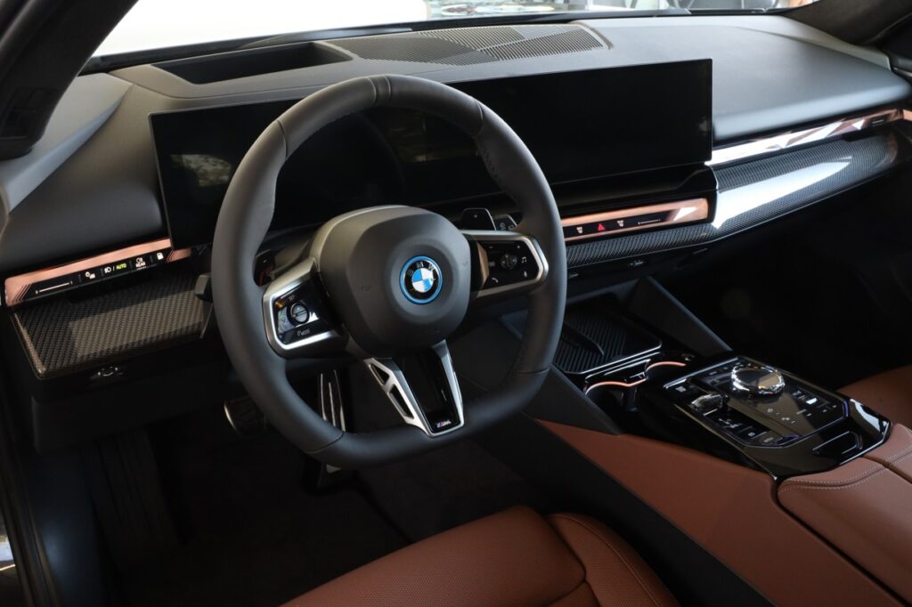BMW 550e xDrive Touring