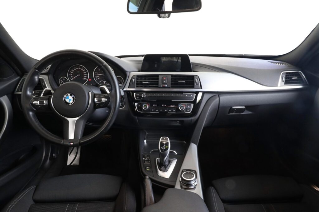 BMW 340i xDrive Touring