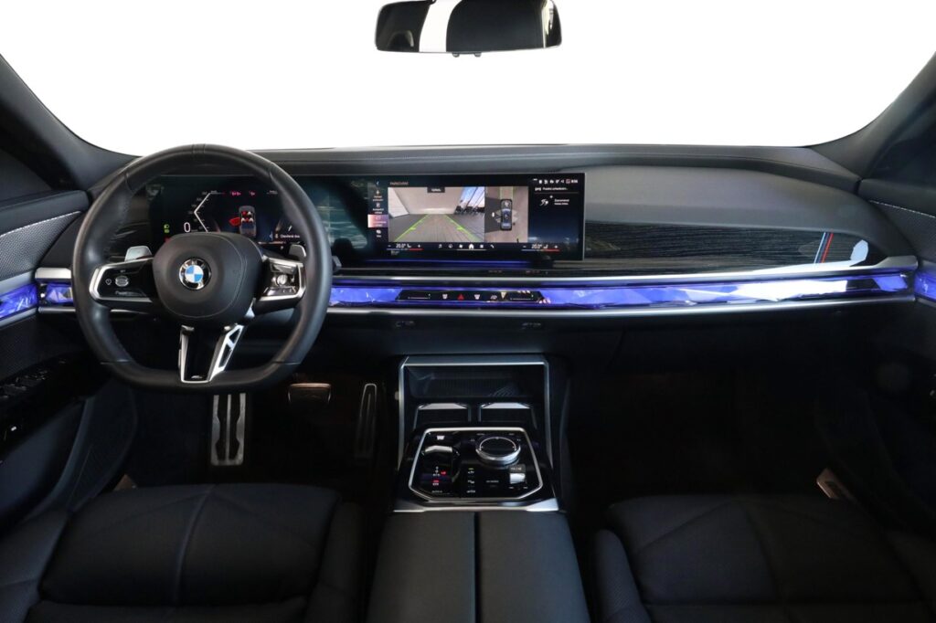 BMW 740d xDrive Sedan