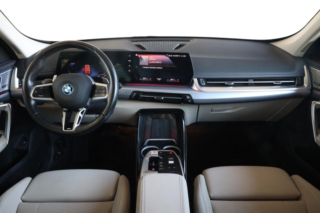 BMW X1 xDrive25e