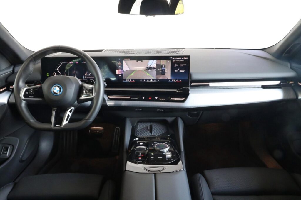 BMW 530e xDrive Touring
