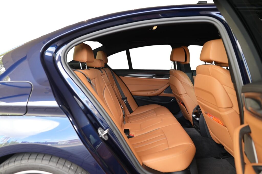 BMW M550i xDrive