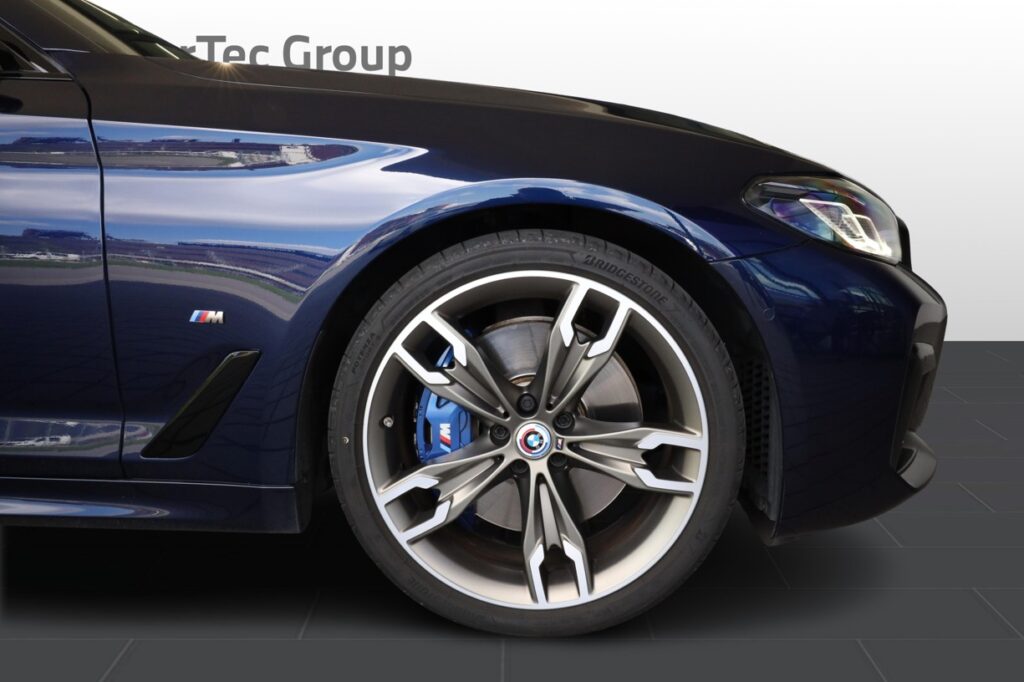 BMW M550i xDrive
