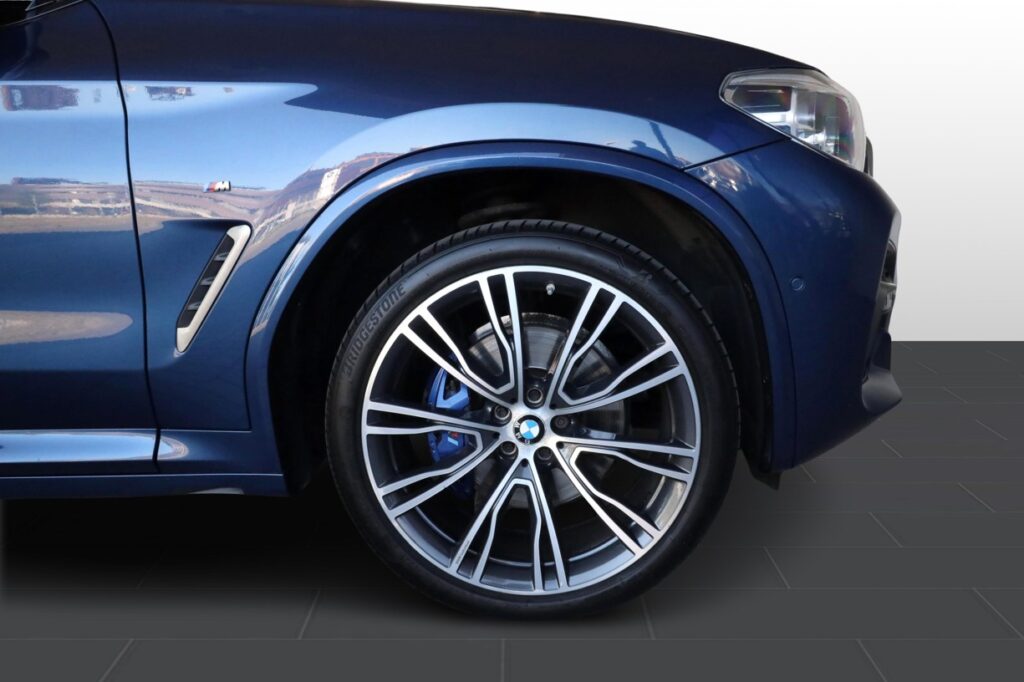 BMW X3 M40i