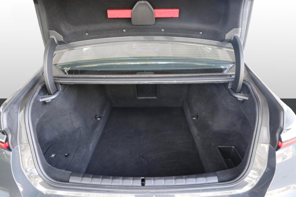 BMW 740d xDrive Sedan
