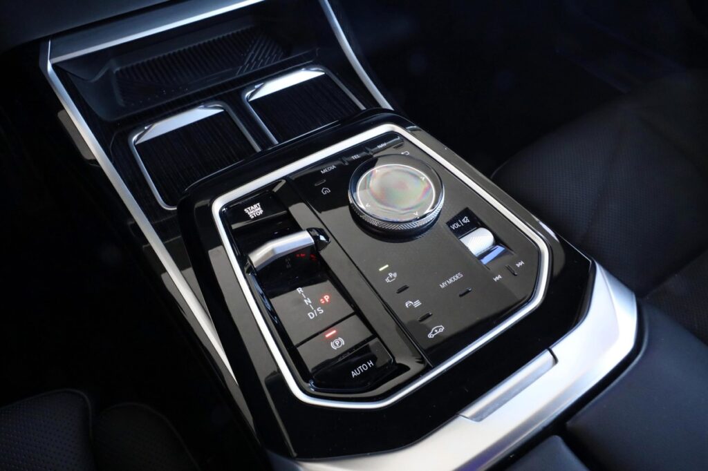BMW 740d xDrive Sedan