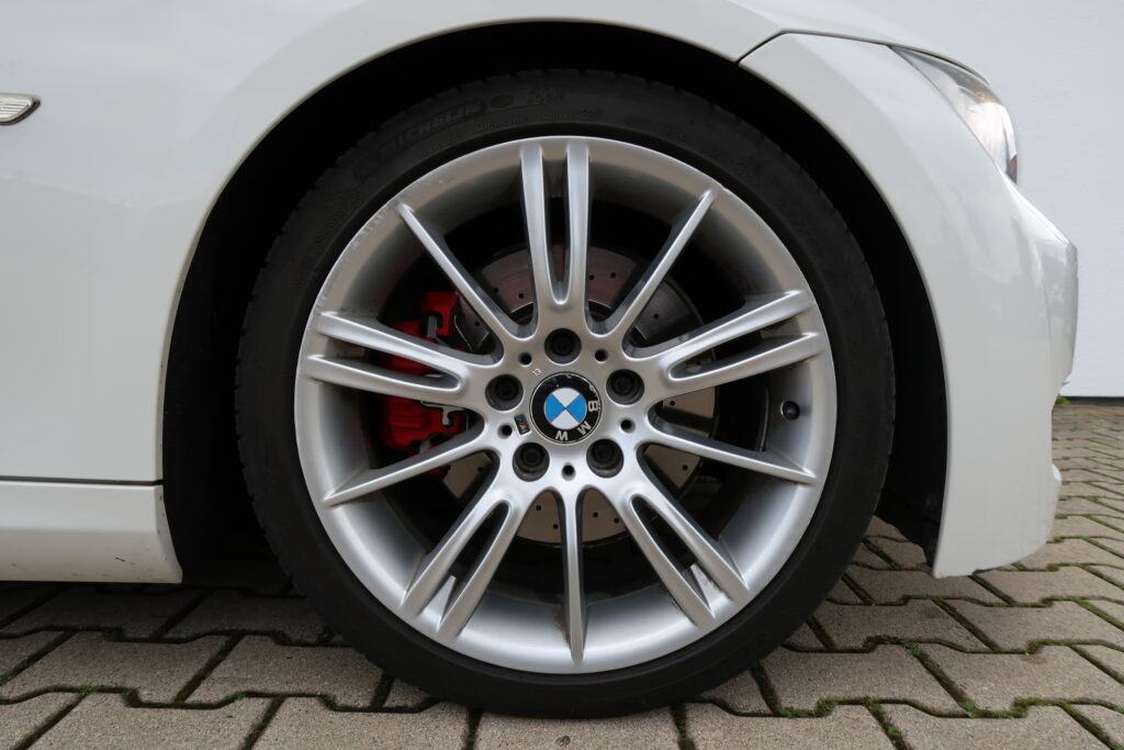 BMW 325i