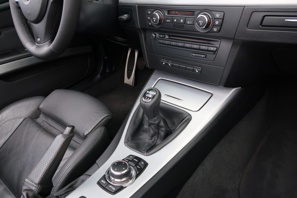 BMW 325i