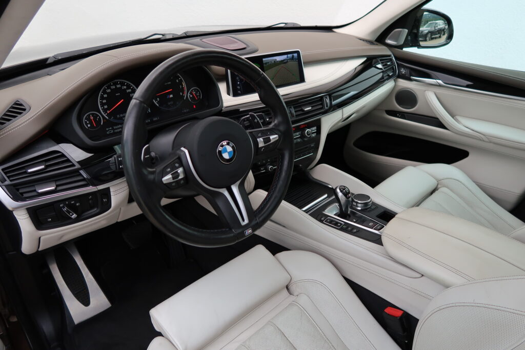 BMW X5 M