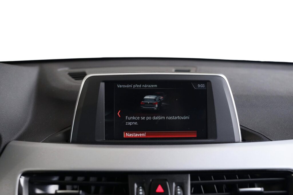 BMW X1 xDrive20i