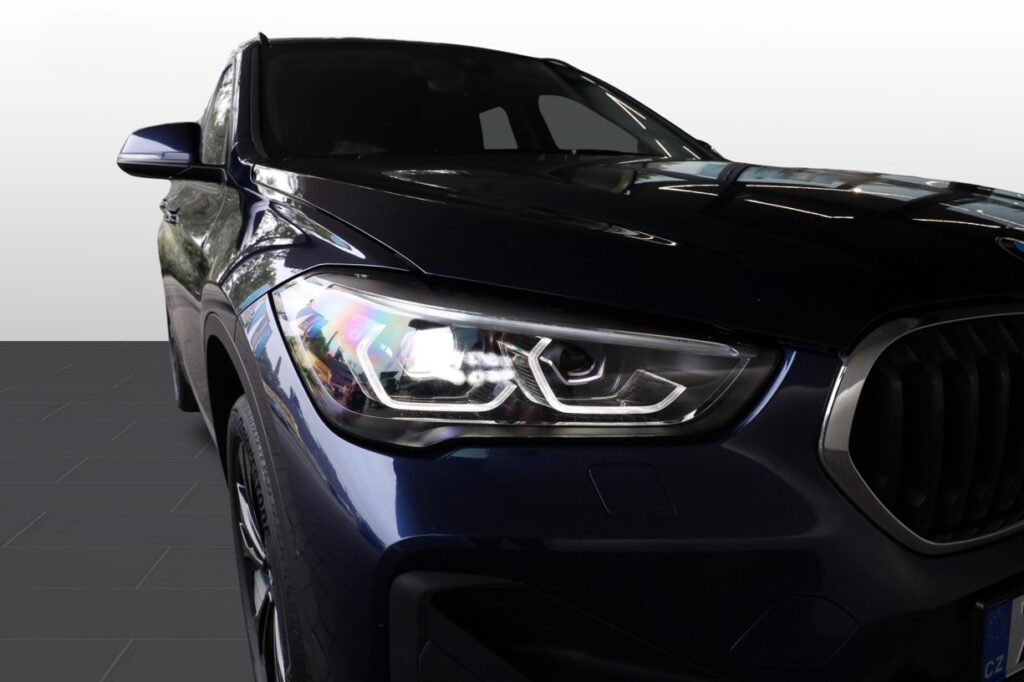 BMW X1 xDrive20i